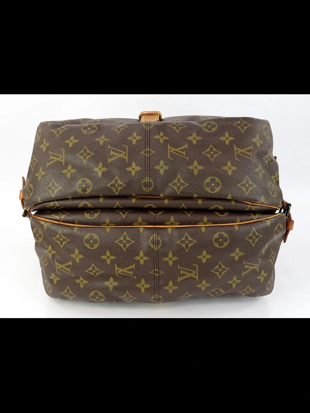 Louis Vuitton Monogram Canvas Messenger Bag with Natural Vachetta Trim